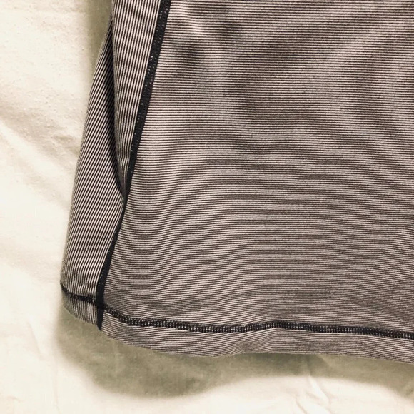Lululemon Sport Tank Top Size 6 Built In Bra Racerback - Picture 11 of 16